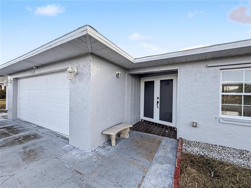 7658 Laurel Valley Road Fort Myers, FL 33967 - Photo 2 of 13