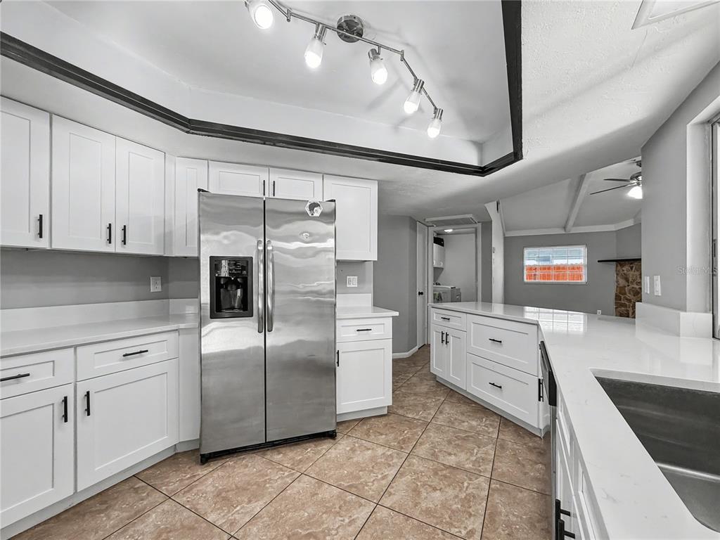 7658 Laurel Valley Road Fort Myers, FL 33967 - Photo 5 of 13