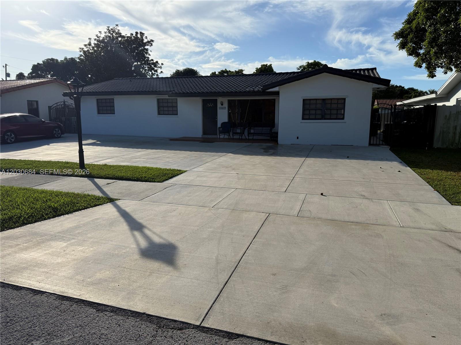 10812 Southwest 33rd Street Miami, FL 33165 - Photo 1 of 18