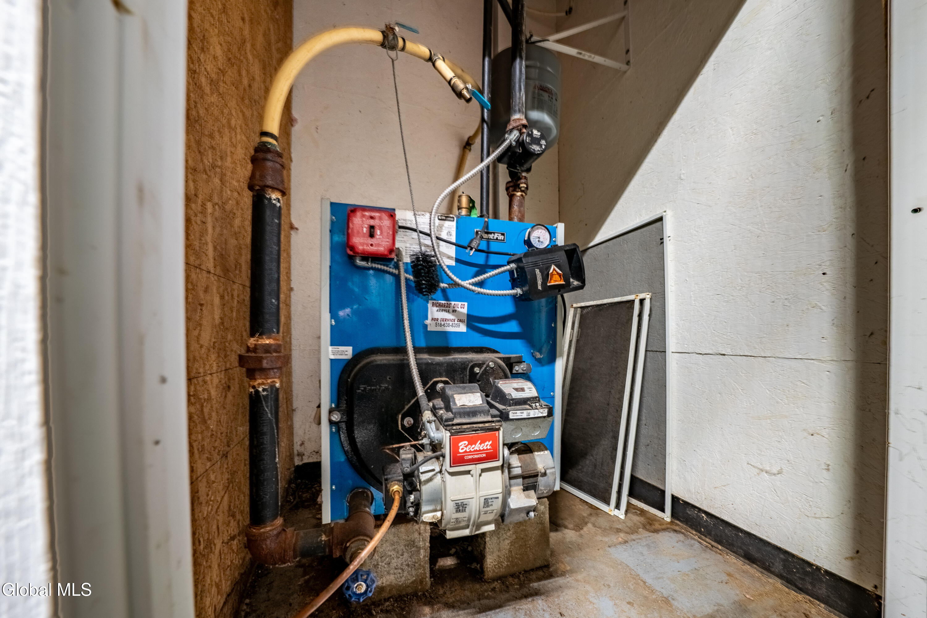 453 County Rte 47 Argyle, NY 12809 - Photo 25 of 36 DSC08669-HDR