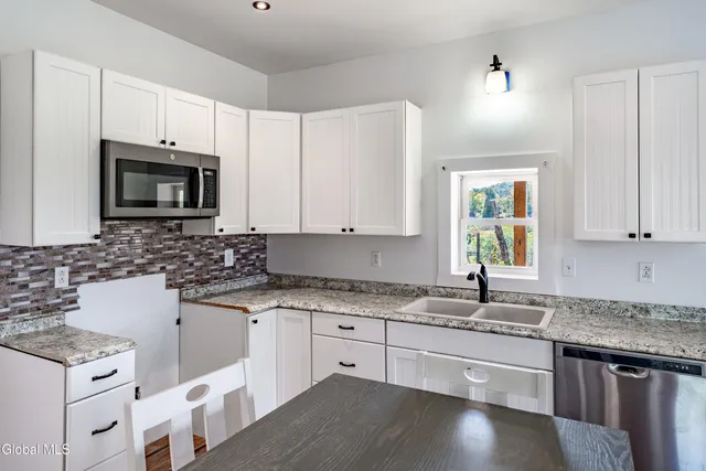 $389,900 | 453 County Rte 47, Argyle, NY 12809