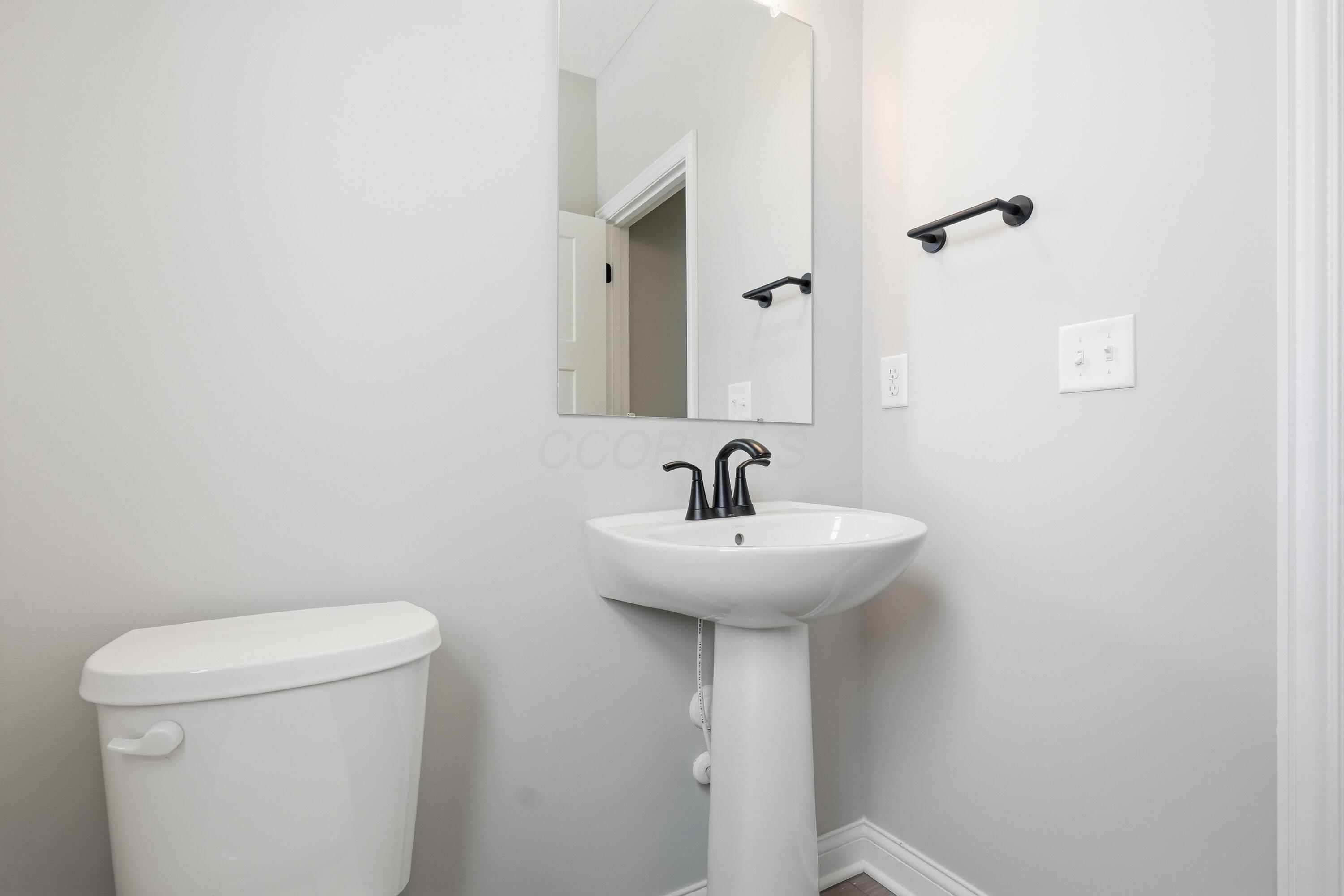 3035 Brian Way Delaware, OH 43015 - Photo 10 of 47 Powder Bath