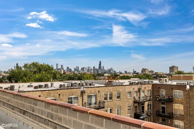 $3,500 | 1740 North Maplewood Avenue, Unit 305, Chicago, IL 60647