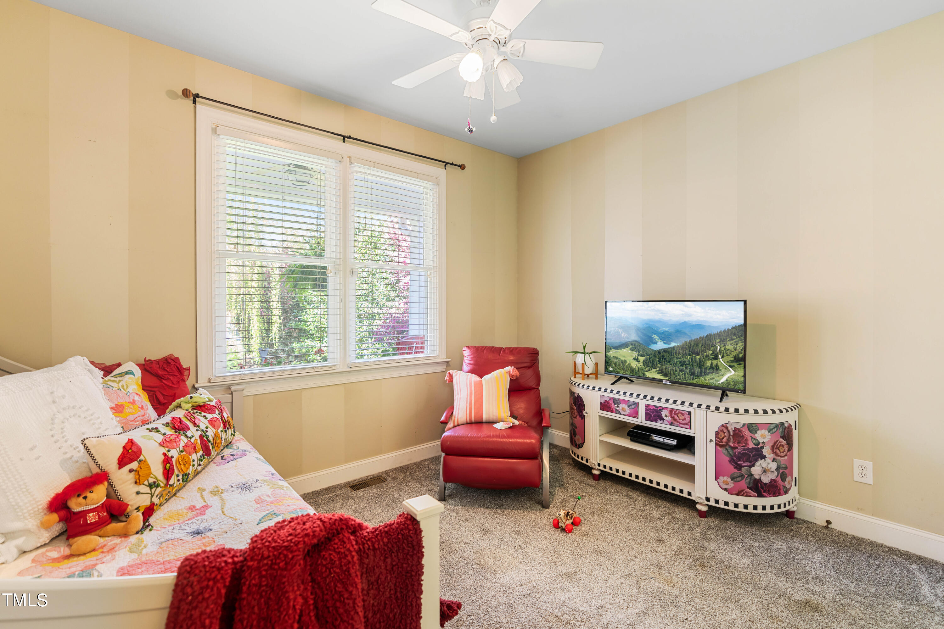 3805 April Place Raleigh, NC 27612 - Photo 25 of 34 DSC08958