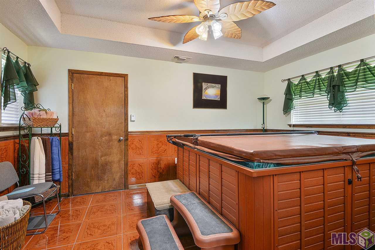 35124 Clinton Allen Road Denham Springs, LA 70706 - Photo 9 of 12