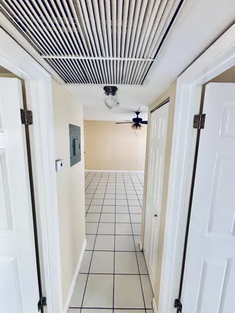 $1,650 | 1011 Twin Lakes Drive, Coral Springs, FL 33071