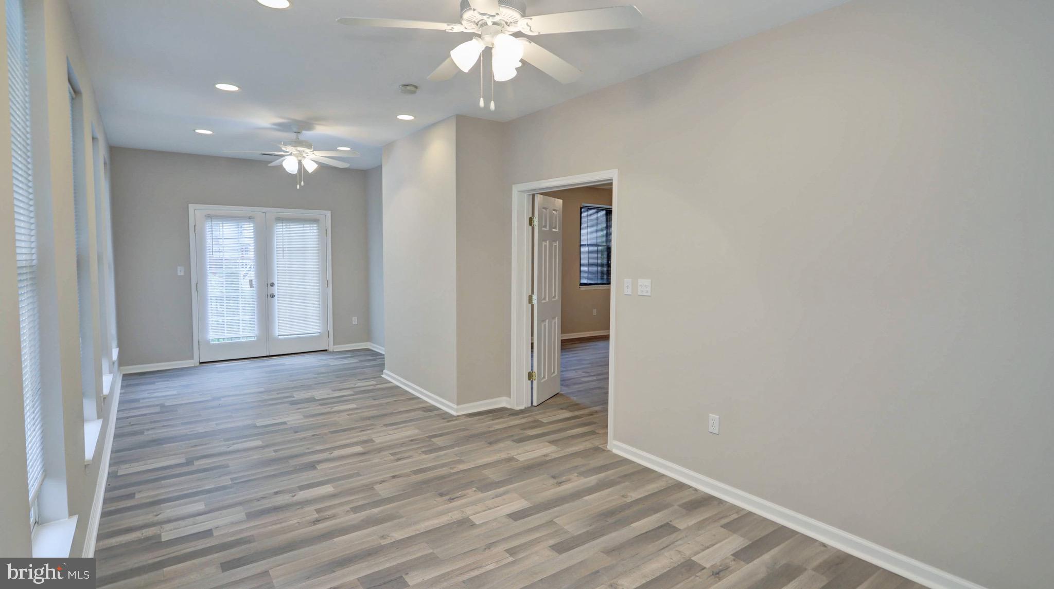 6803 Braddock Road Springfield, VA 22151 - Photo 30 of 57