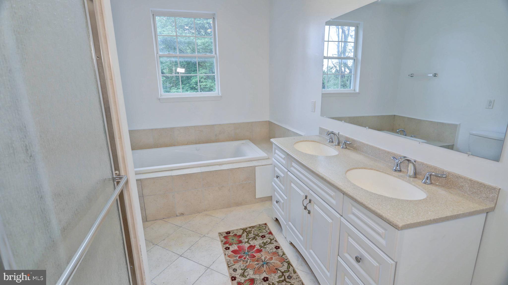 6803 Braddock Road Springfield, VA 22151 - Photo 33 of 57