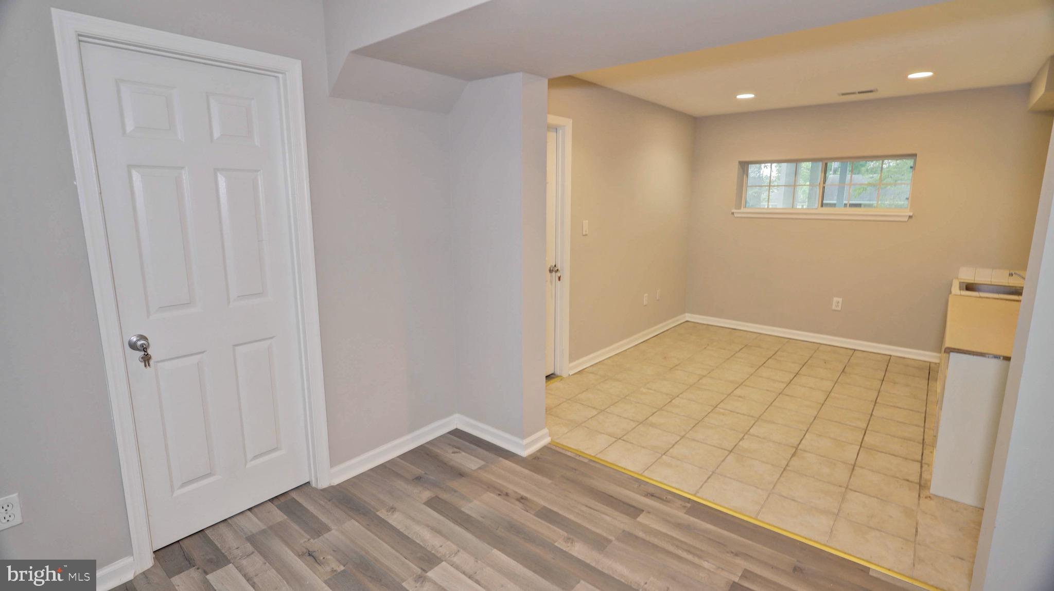 6803 Braddock Road Springfield, VA 22151 - Photo 43 of 57