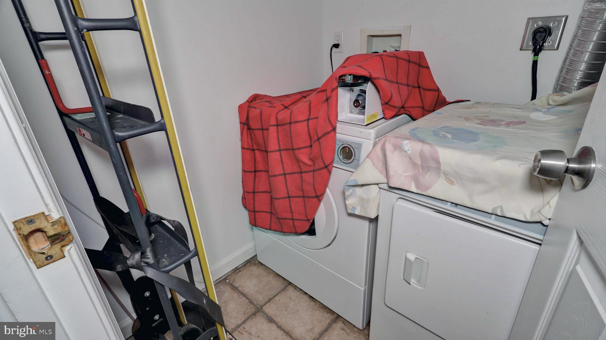 6803 Braddock Road Springfield, VA 22151 - Photo 53 of 57