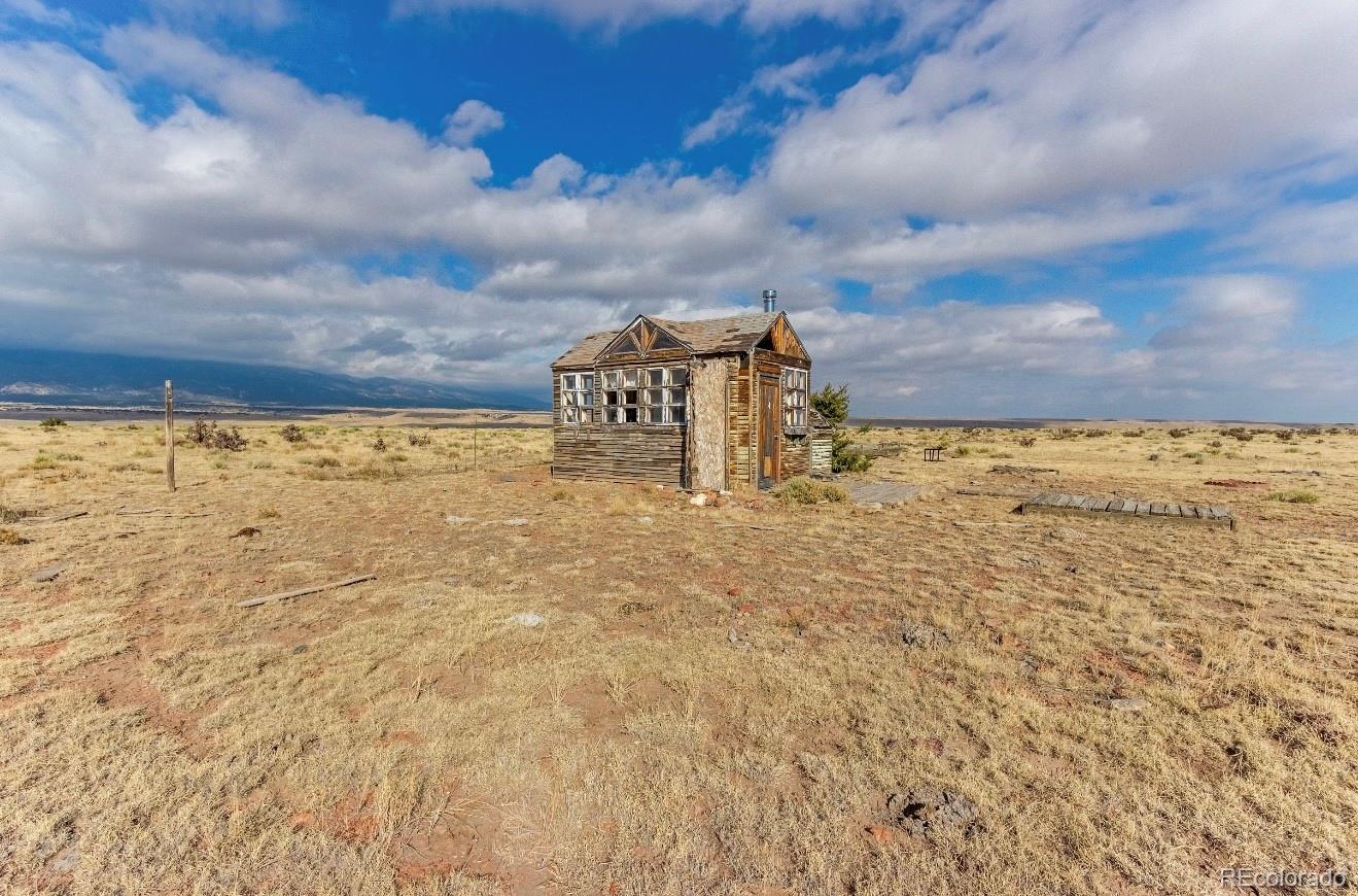 Lot 24 Eagle Flat Ranch Walsenburg, CO 81089 - Photo 8 of 18 a view of a sky from a yard