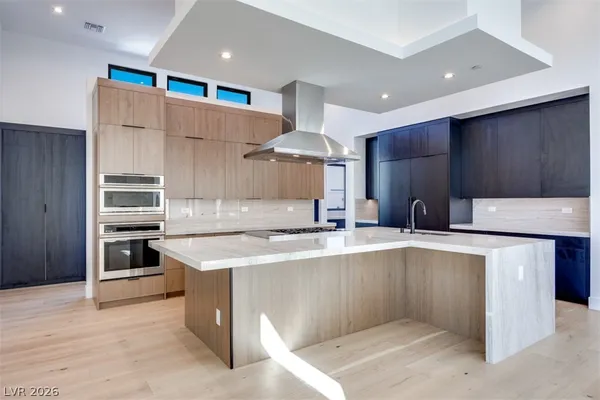 $2,401,319 | 45 Bellissima Lago Court, Henderson, NV 89011