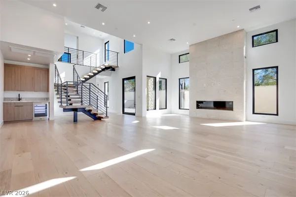 $2,401,319 | 45 Bellissima Lago Court, Henderson, NV 89011
