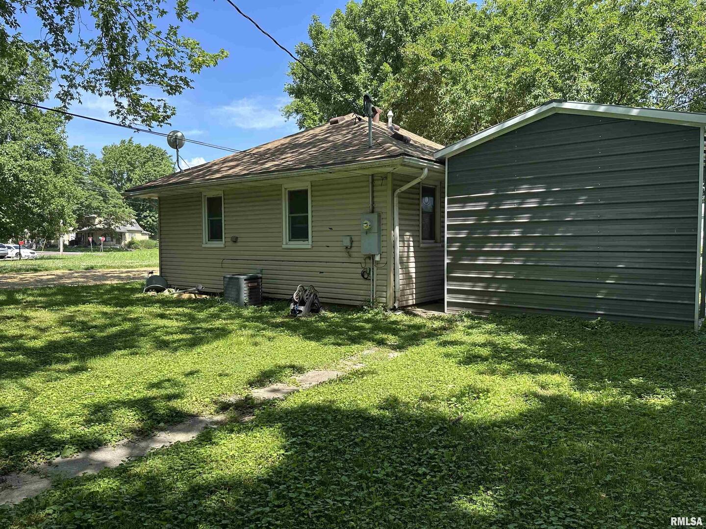 525 North Street Murphysboro, IL 62966 - Photo 3 of 22