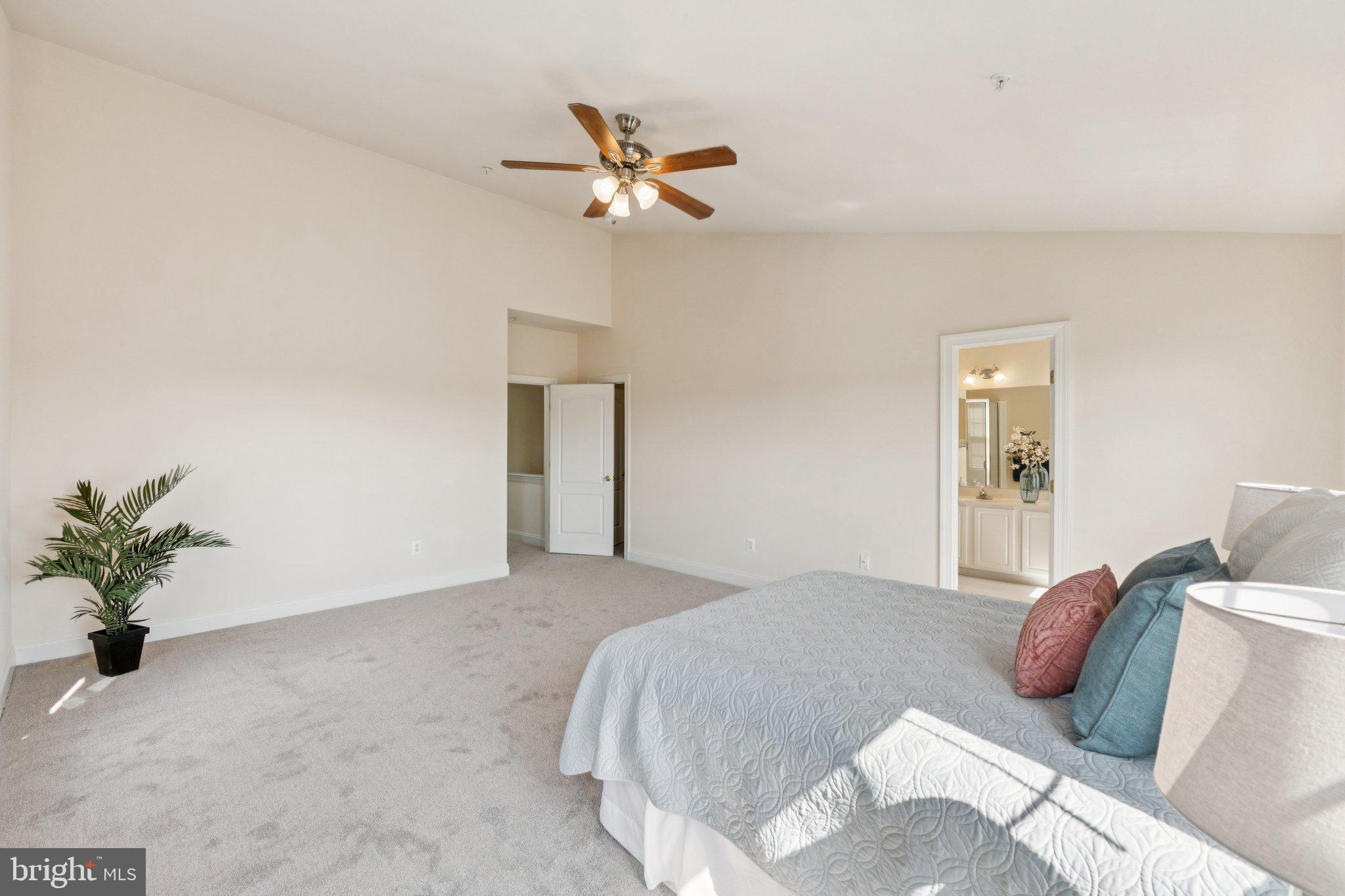 568 Orchard Ridge Drive, Unit 200 Gaithersburg, MD 20878 - Photo 27 of 38