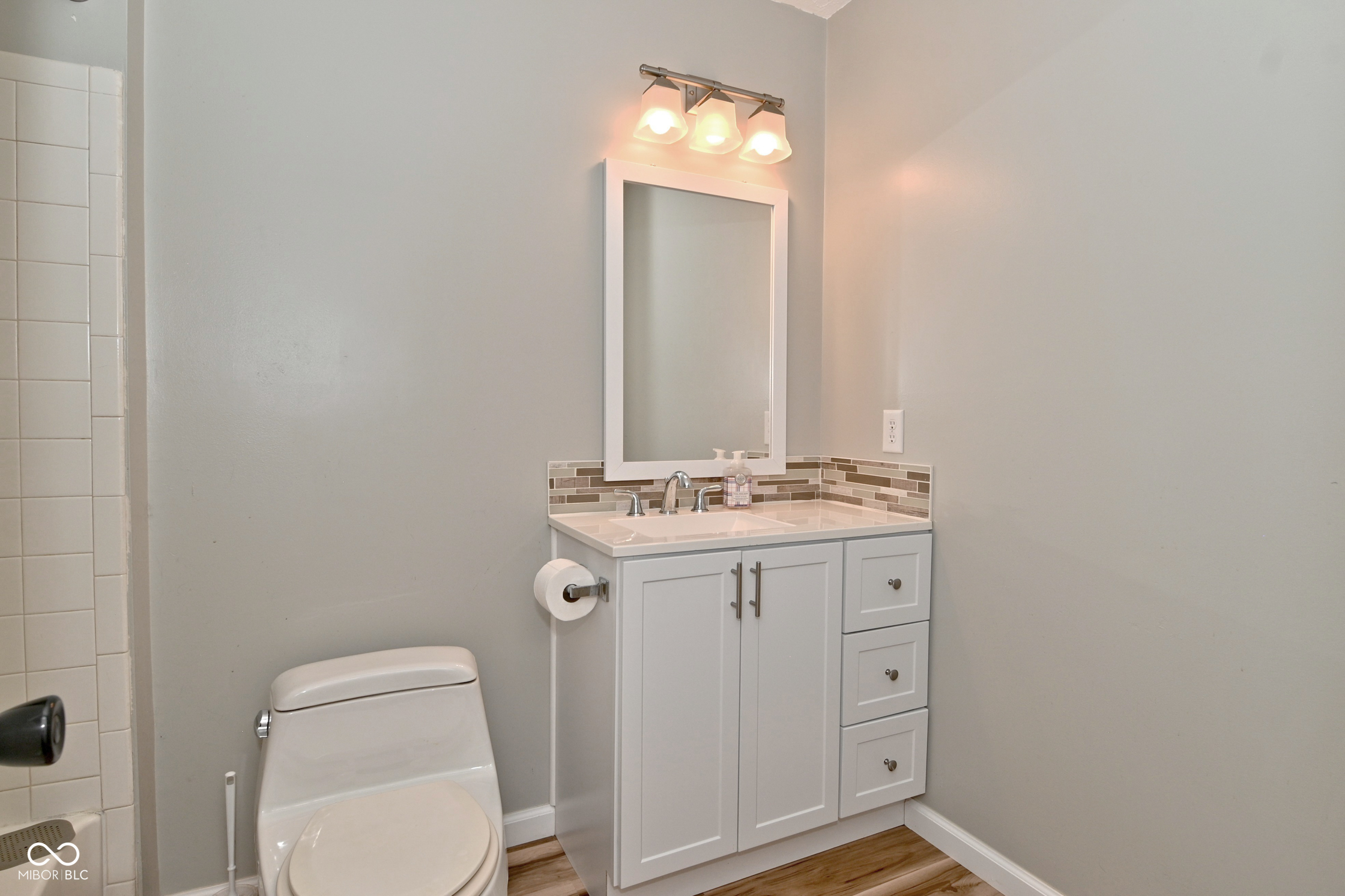 347 Lake Ridge Lane Greenwood, IN 46142 - Photo 24 of 39