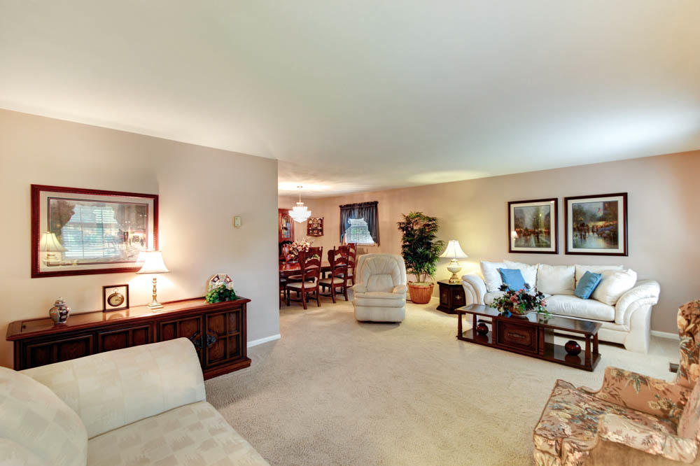 237 Chaho Road Knoxville, TN 37934 - Photo 4 of 22 Living room