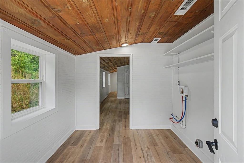 2115 King Road Dalton, GA 30720 - Photo 31 of 54 a view of entryway with wooden floor