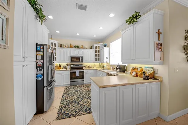 $1,200,000 | 220 82nd Street, Holmes Beach, FL 34217