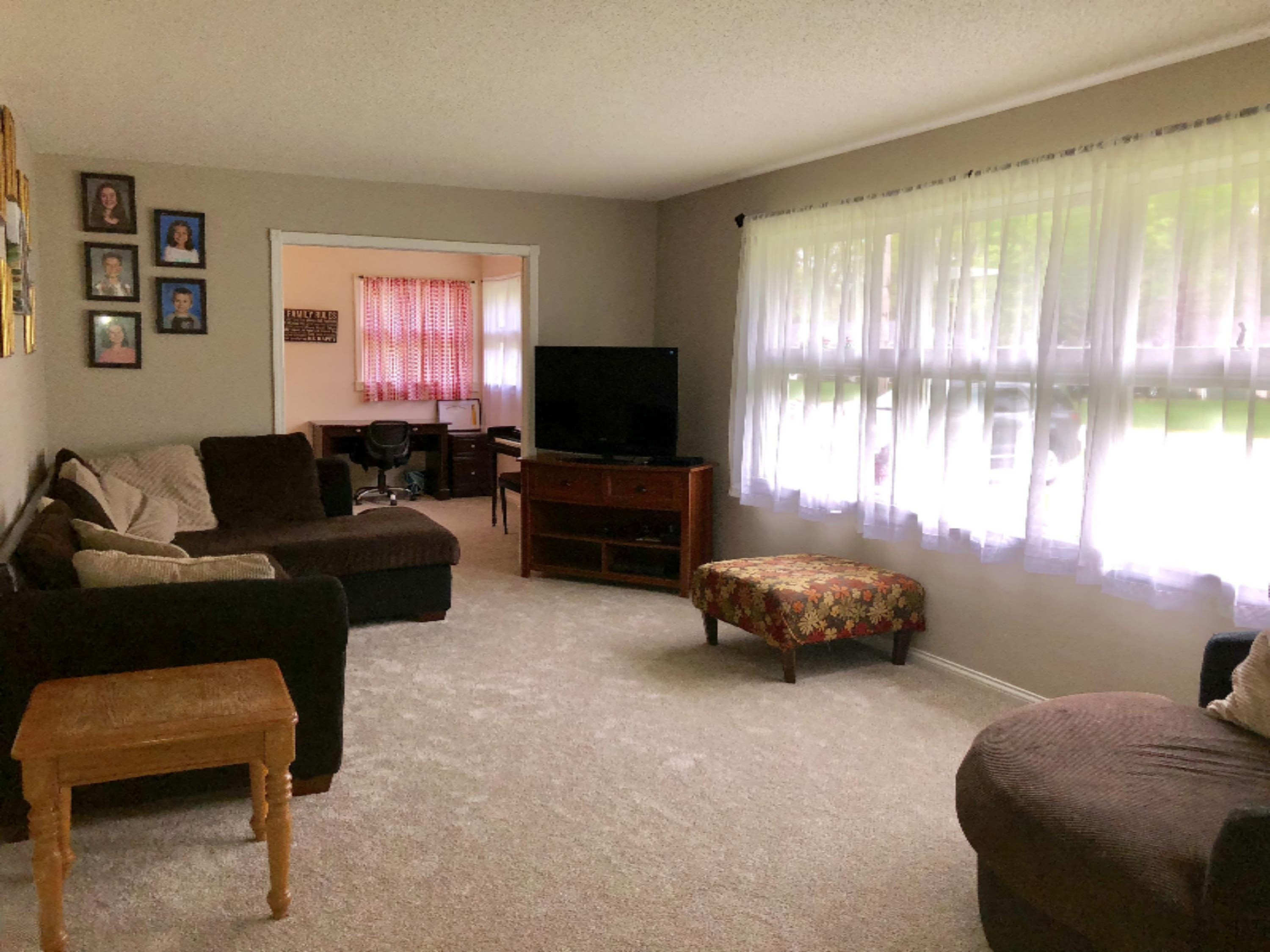 1312 Becker Road Muskegon, MI 49445 - Photo 7 of 16 IMG_0575
