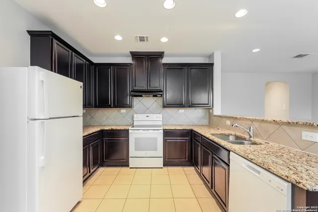 $2,245 | 14115 Caprese Hill, San Antonio, TX 78253