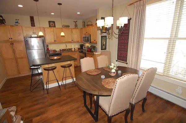 $915,000 | 761 Stratton Mountain Road, Unit 321/323, Stratton, VT 05155