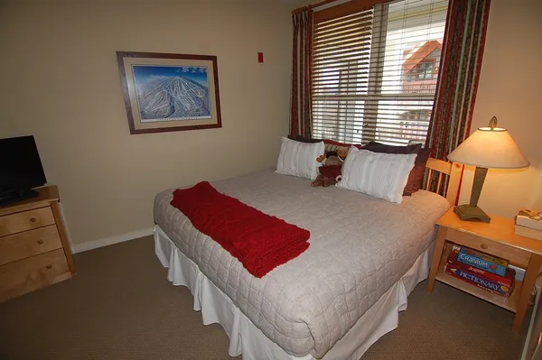 $915,000 | 761 Stratton Mountain Road, Unit 321/323, Stratton, VT 05155