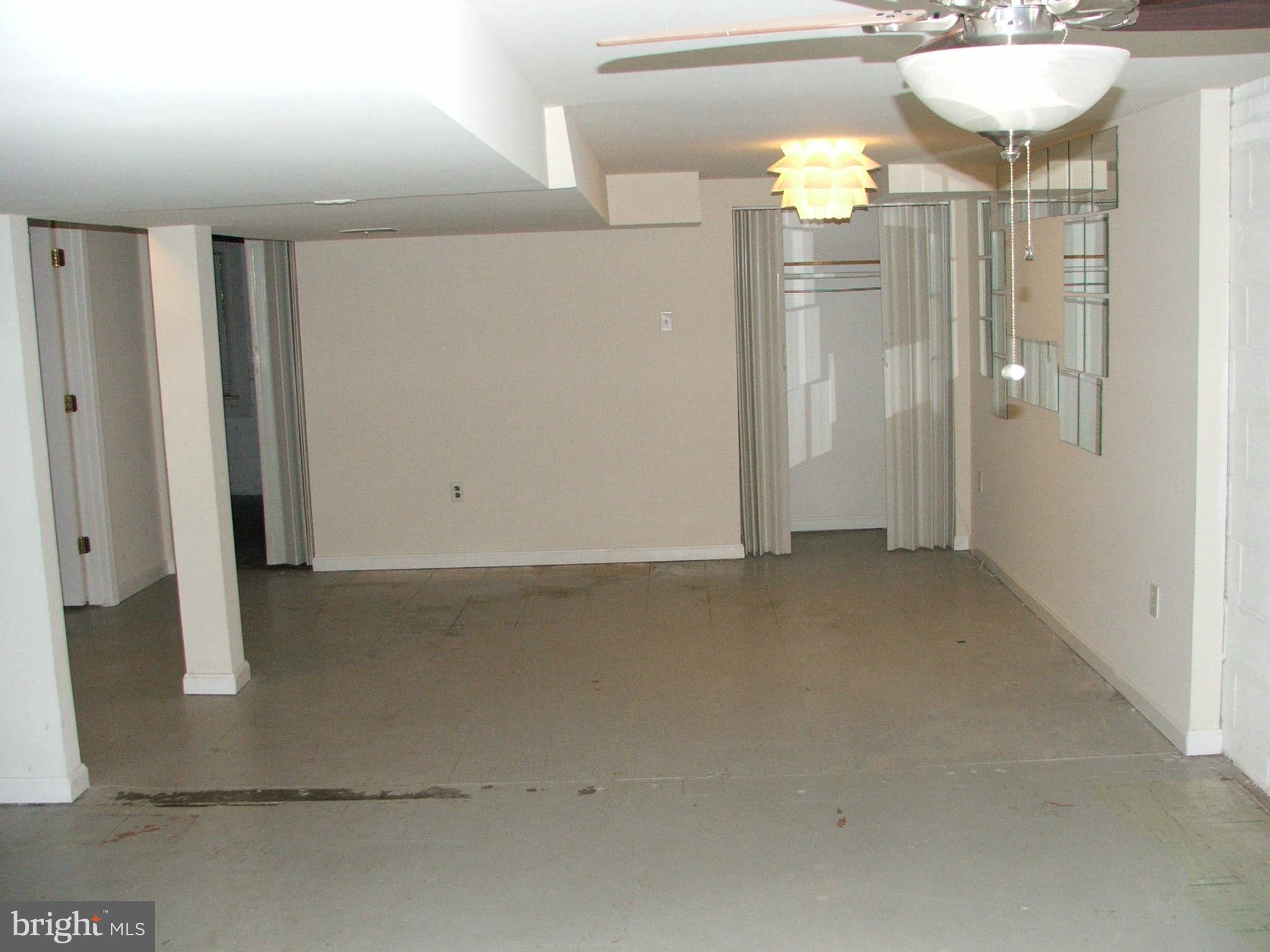 6508 Kalmia Street Springfield, VA 22150 - Photo 18 of 21 Interior (General)