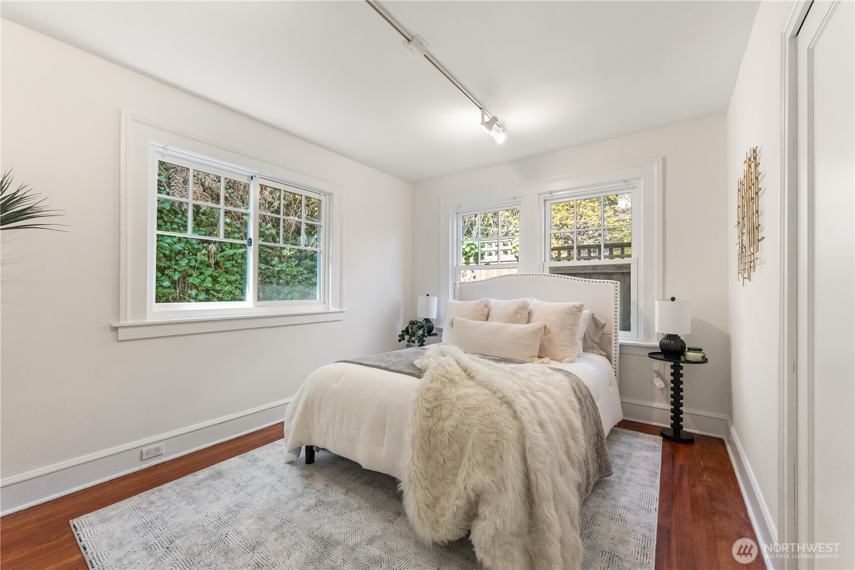 603 38th Avenue Seattle, WA 98122 - Photo 20 of 40