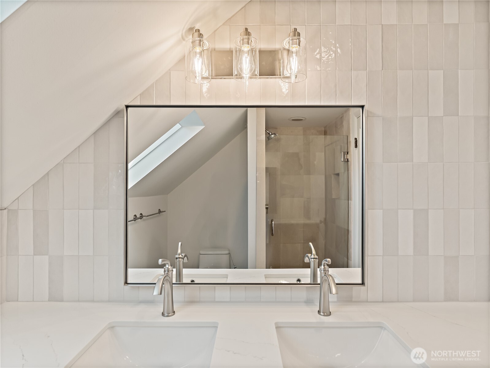 603 38th Avenue Seattle, WA 98122 - Photo 27 of 40