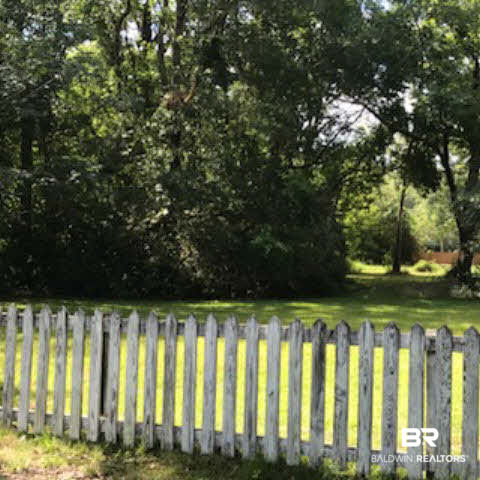 303 West Magnolia Avenue Foley, AL 36535 - Photo 4 of 9