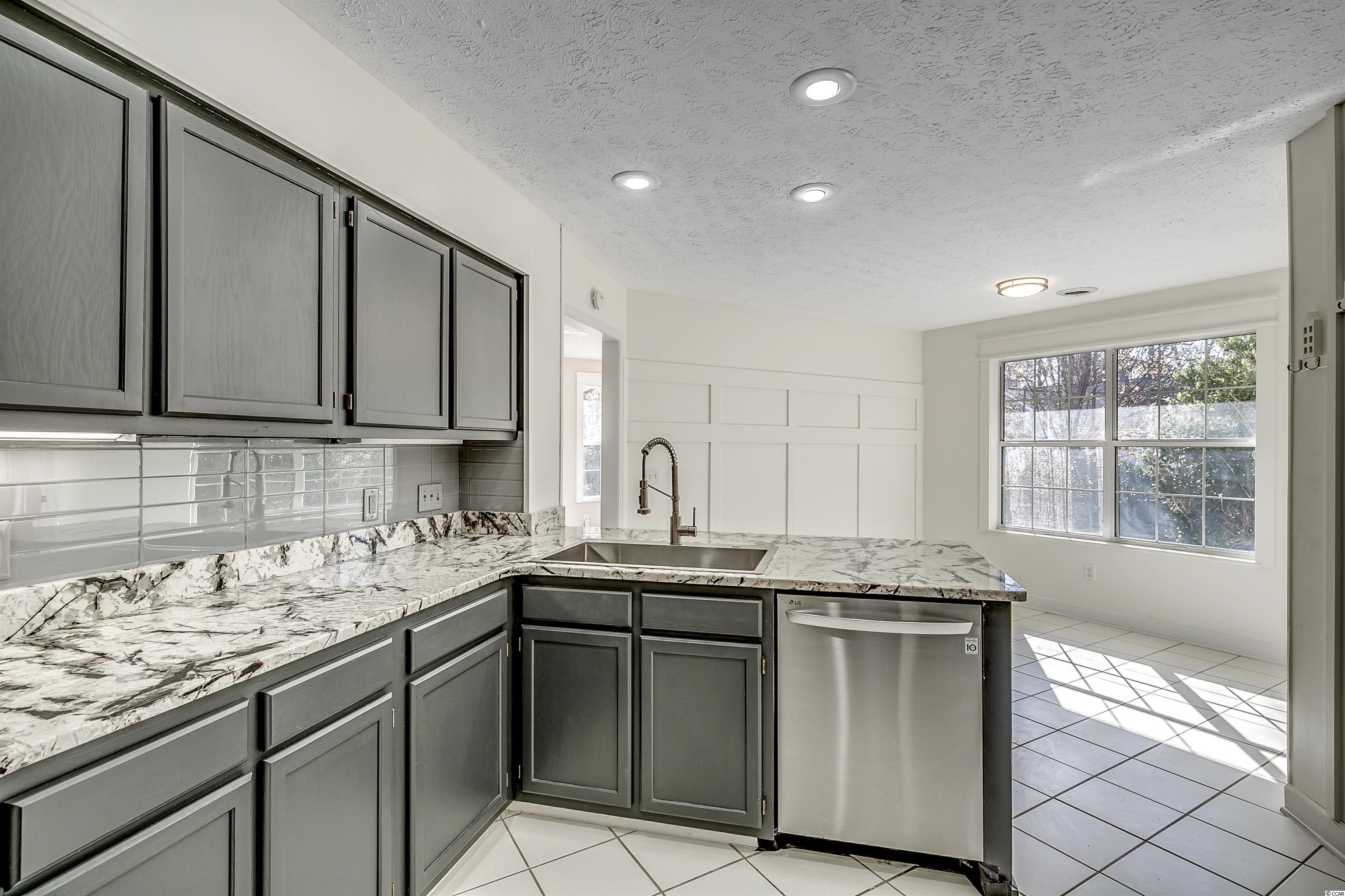 9439 Pinckney Lane Murrells Inlet, SC 29576 - Photo 11 of 40 Gallery Image 11