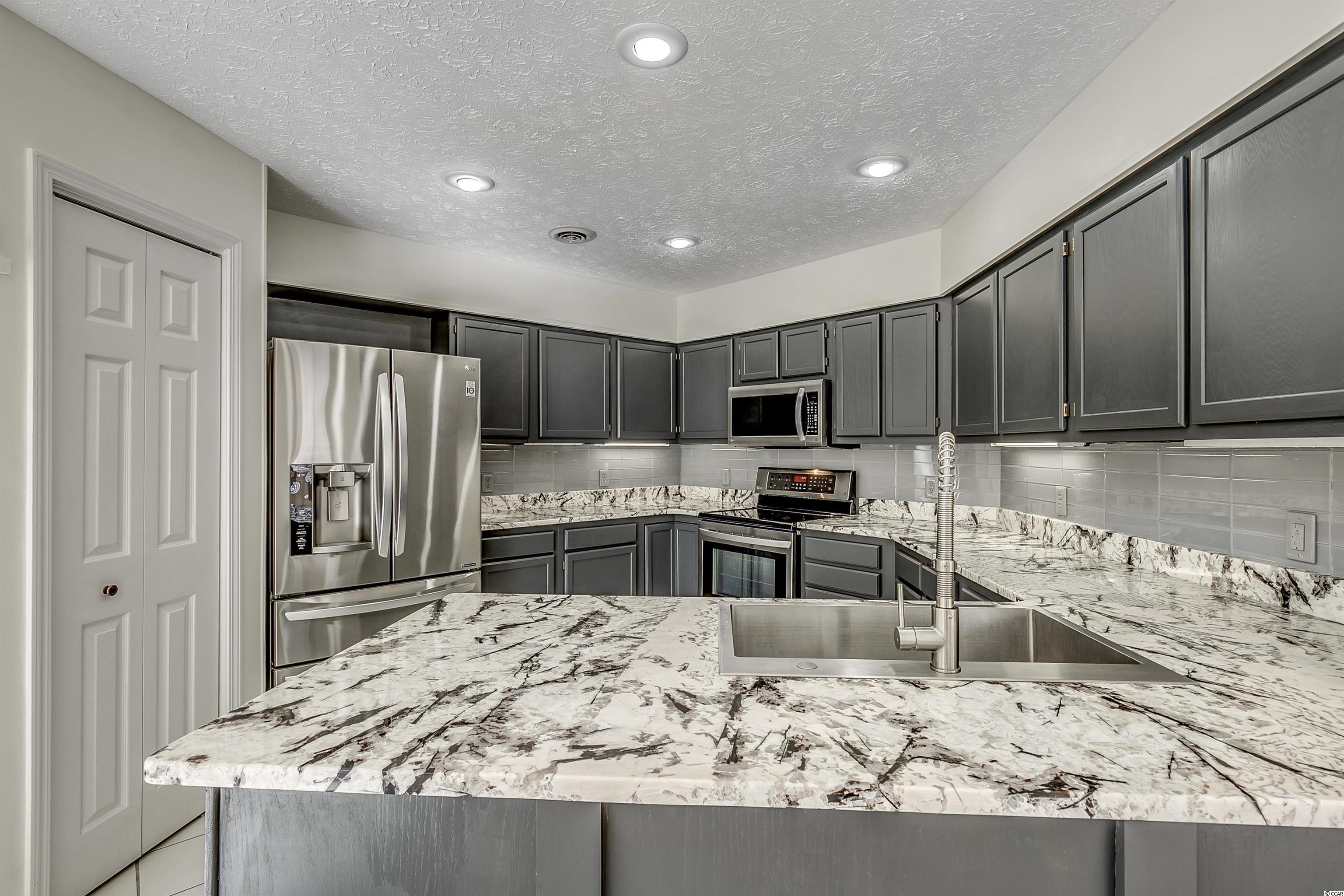 9439 Pinckney Lane Murrells Inlet, SC 29576 - Photo 12 of 40 Gallery Image 12
