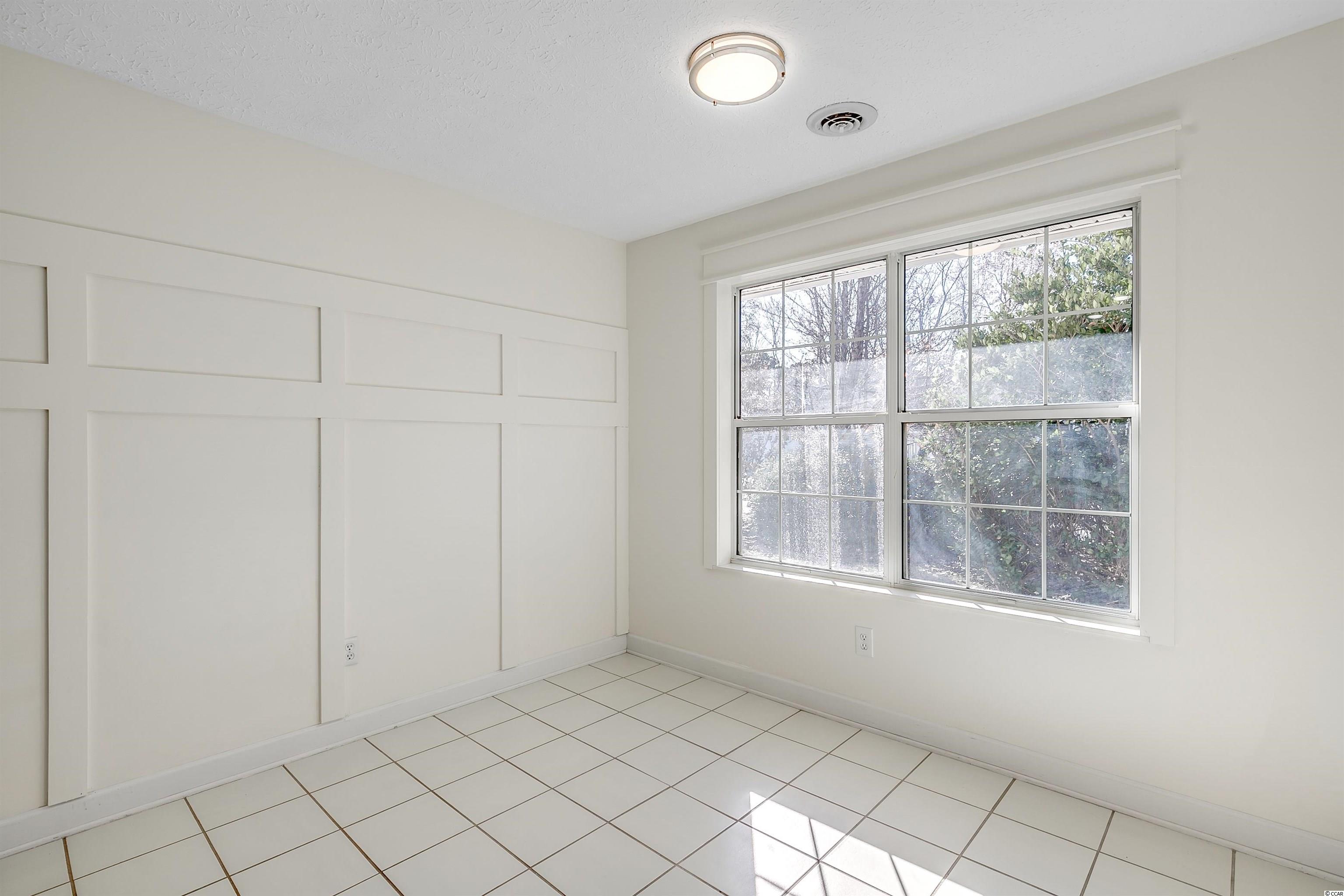 9439 Pinckney Lane Murrells Inlet, SC 29576 - Photo 14 of 40 Gallery Image 14