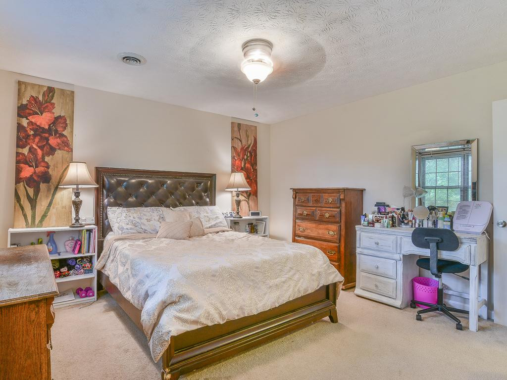 1053 Amersham Road Kingsport, TN 37660 - Photo 24 of 29 Photo 24