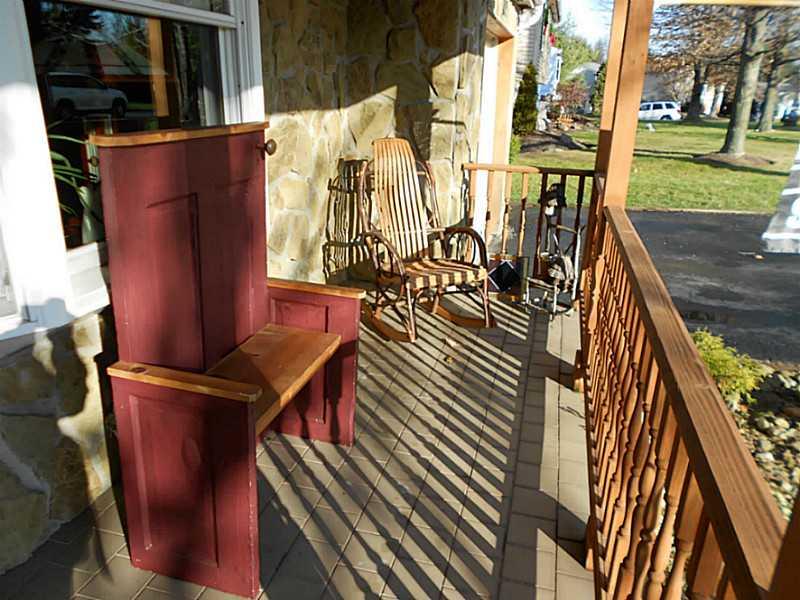 127 Pintail Road Gibsonia, PA 15044 - Photo 15 of 20 Exterior Front. Front Porch