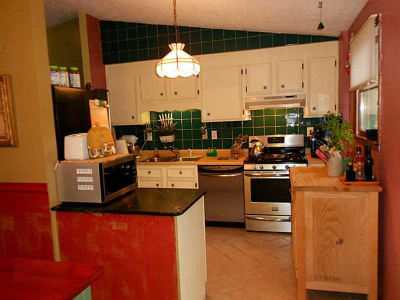 127 Pintail Road Gibsonia, PA 15044 - Photo 6 of 20 Kitchen. Another View