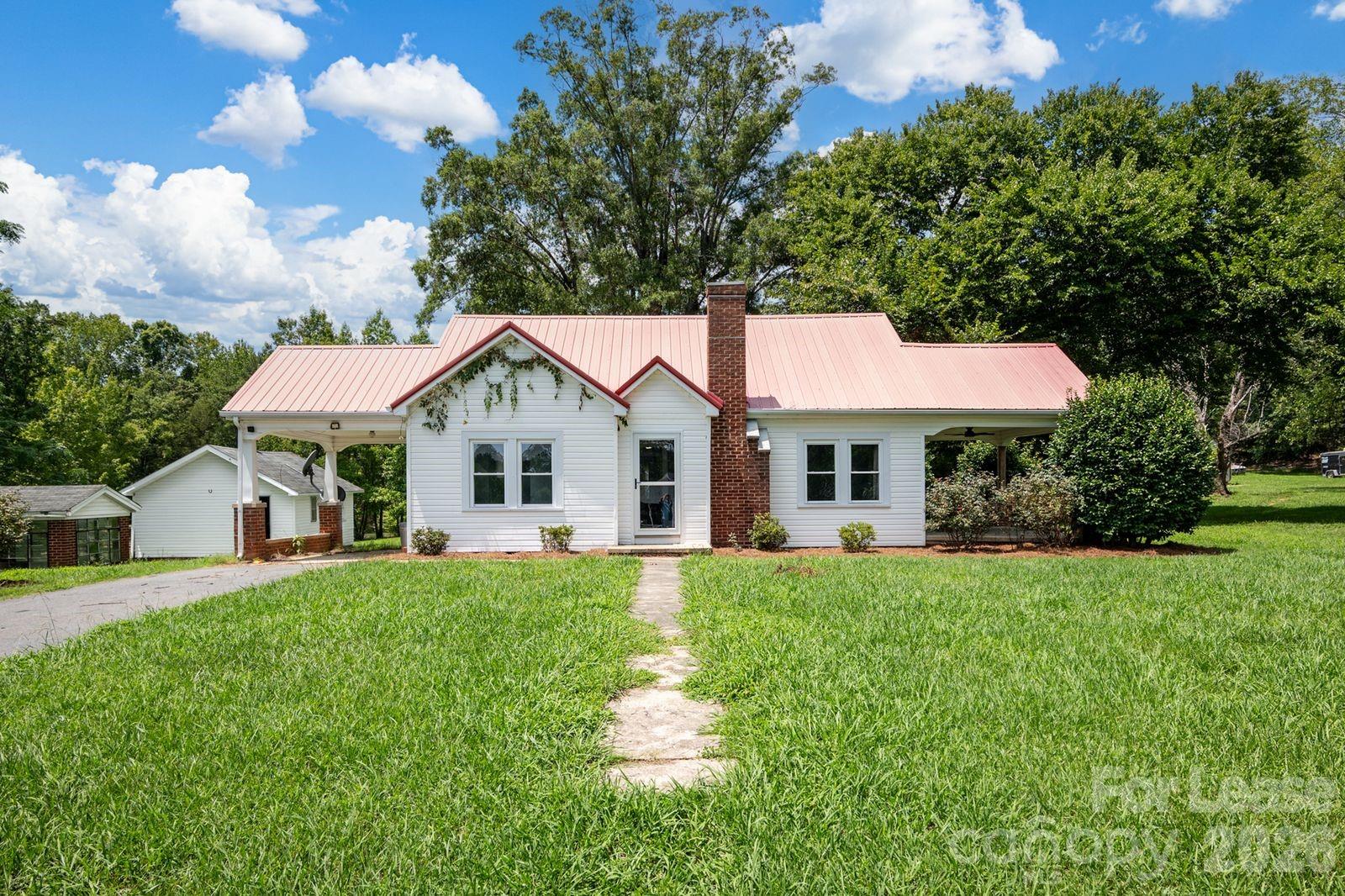 40806 Southbound Road, Unit A Albemarle, NC 28001 - Photo 3 of 24