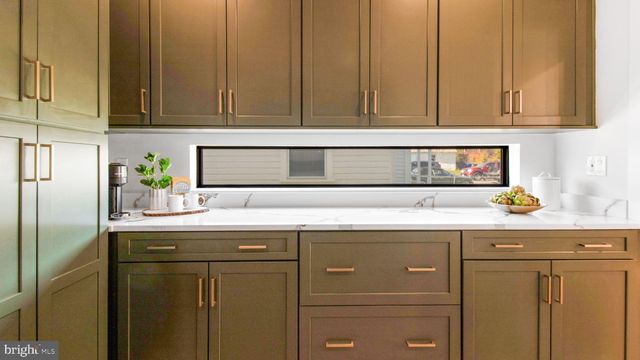 $2,298,999 | 2025 North Emerson Street, Arlington, VA 22207