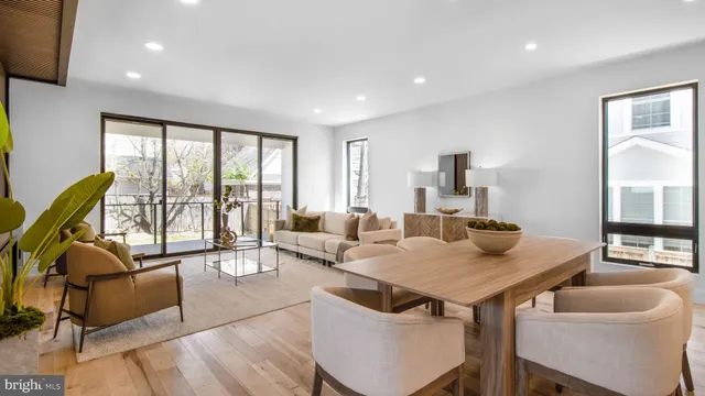 $1,950,000 | 2025 North Emerson Street, Arlington, VA 22207