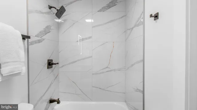 $1,950,000 | 2025 North Emerson Street, Arlington, VA 22207