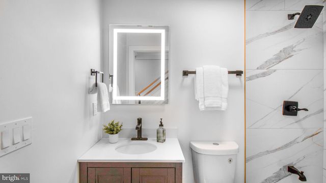 $2,298,999 | 2025 North Emerson Street, Arlington, VA 22207