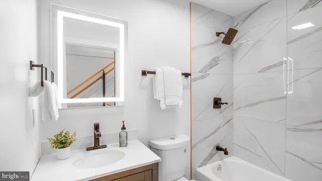 $1,950,000 | 2025 North Emerson Street, Arlington, VA 22207