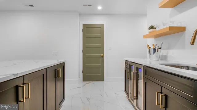 $1,950,000 | 2025 North Emerson Street, Arlington, VA 22207