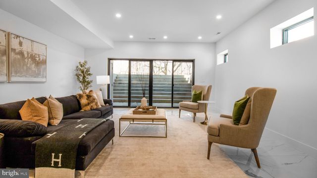 $2,298,999 | 2025 North Emerson Street, Arlington, VA 22207