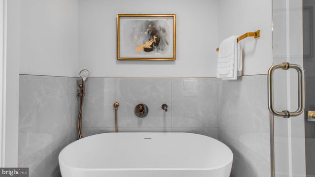 $2,298,999 | 2025 North Emerson Street, Arlington, VA 22207