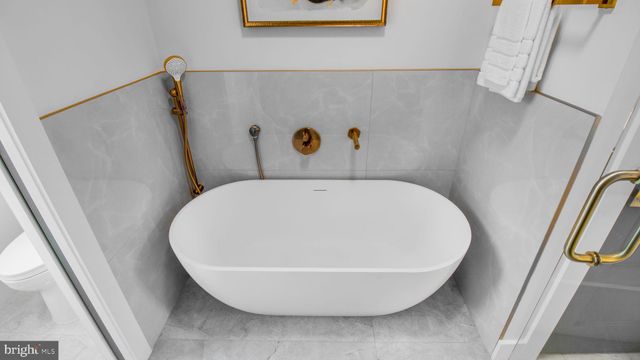 $2,298,999 | 2025 North Emerson Street, Arlington, VA 22207