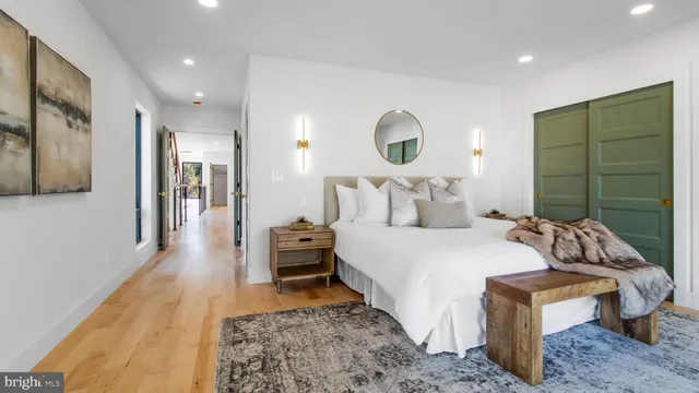 $1,950,000 | 2025 North Emerson Street, Arlington, VA 22207