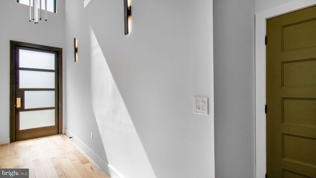 $2,298,999 | 2025 North Emerson Street, Arlington, VA 22207