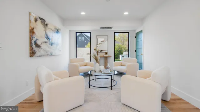 $1,950,000 | 2025 North Emerson Street, Arlington, VA 22207